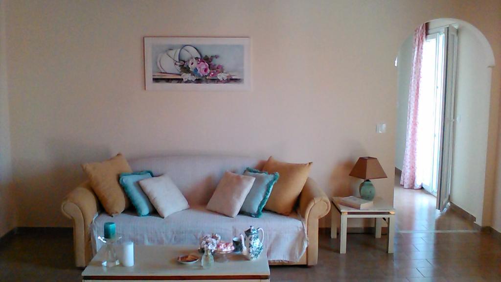 Gorgona Apartments & Studios Ipsos Ngoại thất bức ảnh